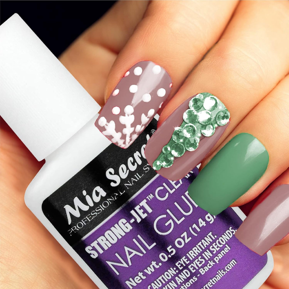 Strong-Jet Brush on Clear Nail Glue 335 - Ideal to Adhere Crystals over Any Acrylic and Gel Surface